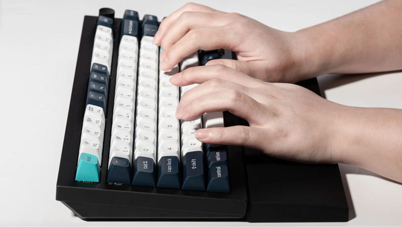 Handpositie bij het typen: vingerzetting op het toetsenbord (schema)